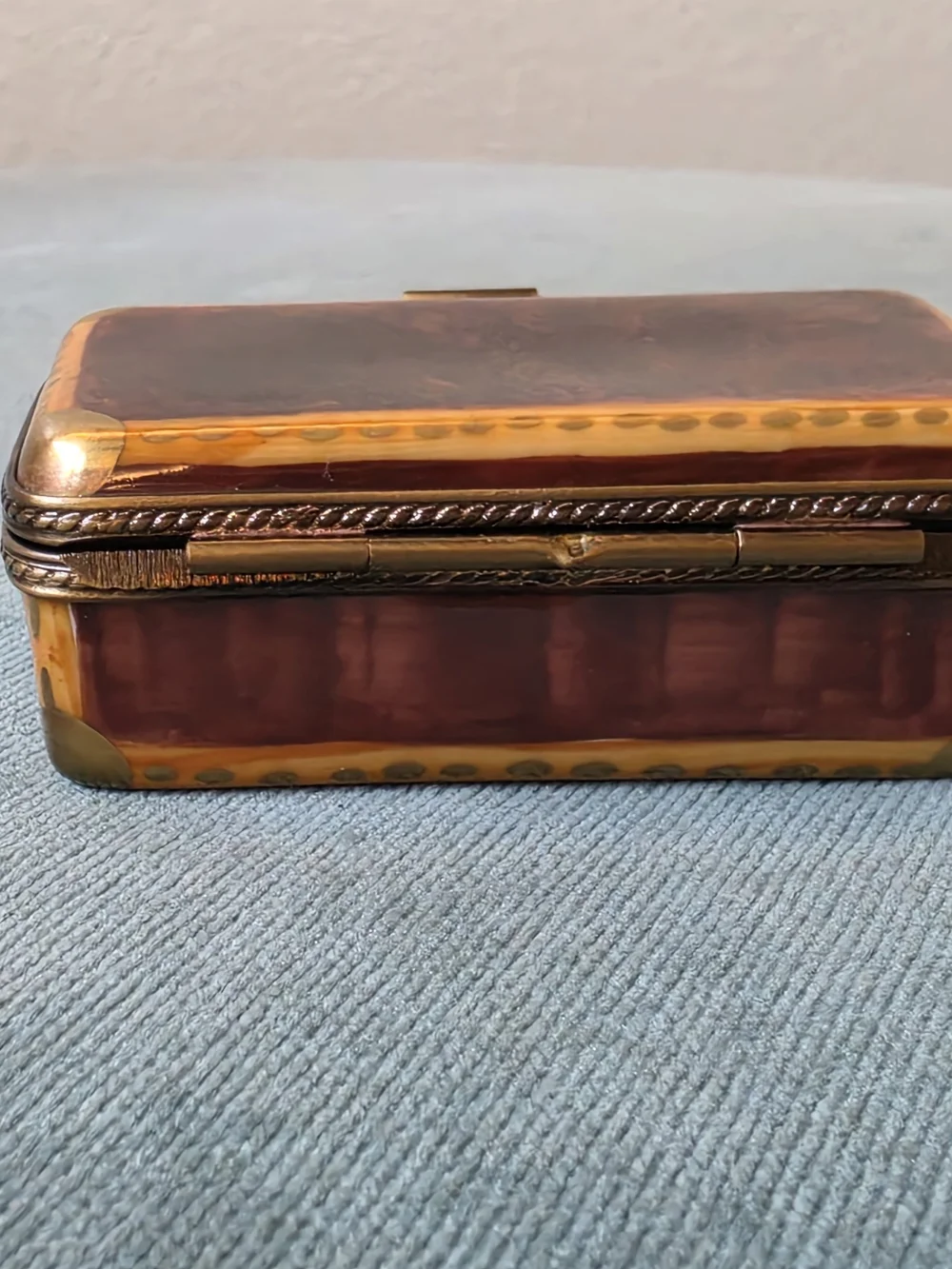 Limoges France Hand Painted Porcelain Suitcase Trunk Trinket Box